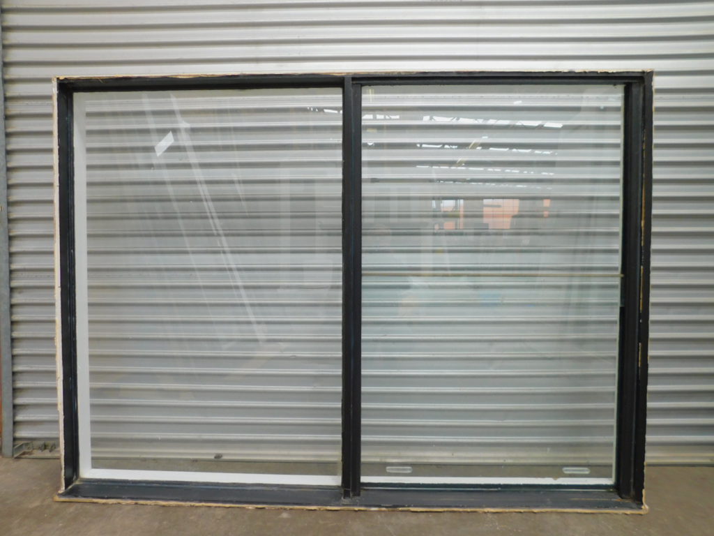 Window 2 Pane, Fixed and Shug Opening Pane 2000mm wide x 1455mm high ...