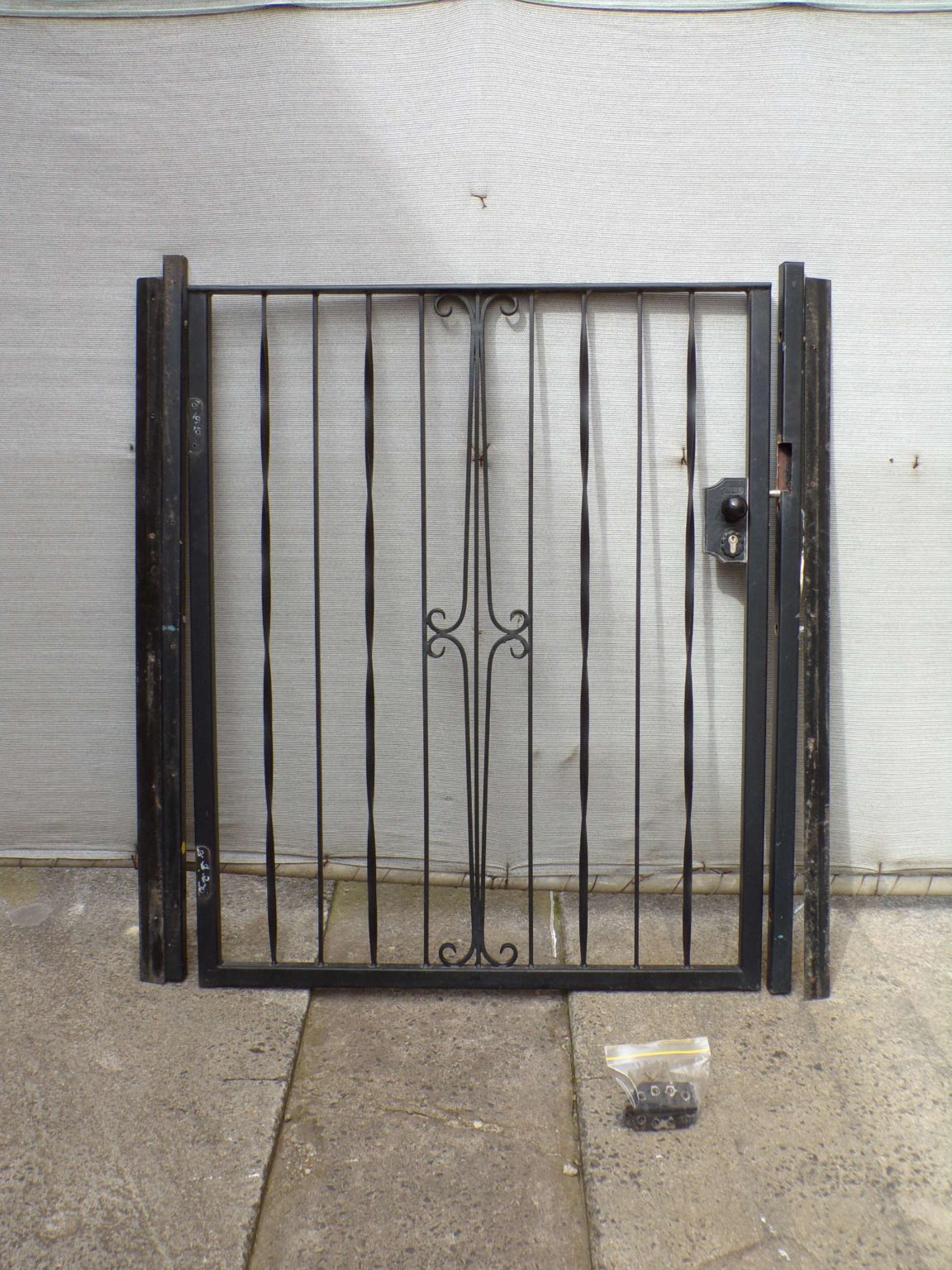 Double Driveway Black Gates with Matching Pedestrian Gate, 3g ...