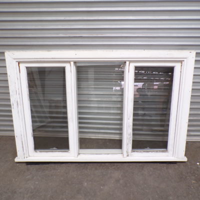 Triple Pane Awning Window 1690mm wide x 1050mm high, 9v