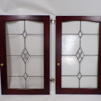 Leadlight Cabinet Doors 635mm wide x 1010mm high, 9v