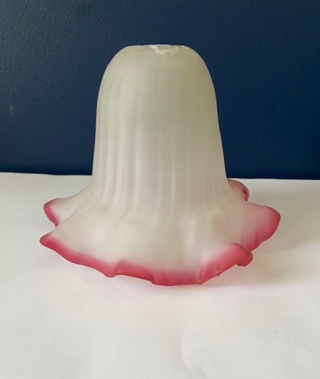 Ruby Frilled and Ribbed Shade (2)