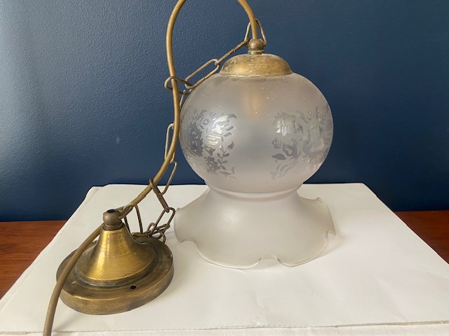 rh1 Frilled Pendant light (3)